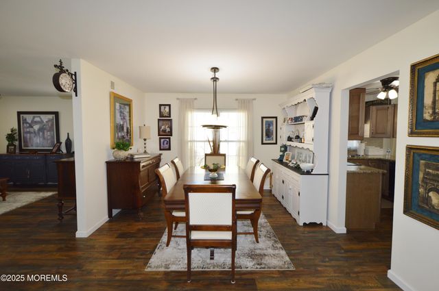 29 Saint Paul Place, Manchester, NJ 08759