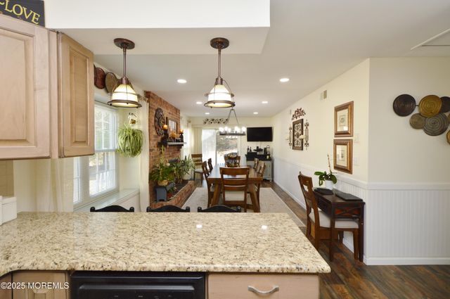 29 Saint Paul Place, Manchester, NJ 08759