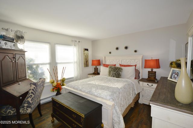 29 Saint Paul Place, Manchester, NJ 08759