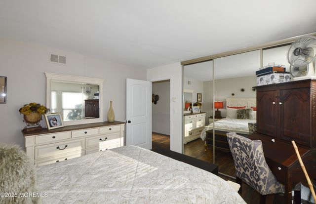 29 Saint Paul Place, Manchester, NJ 08759