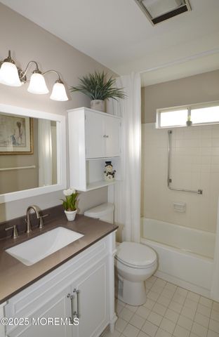 29 Saint Paul Place, Manchester, NJ 08759