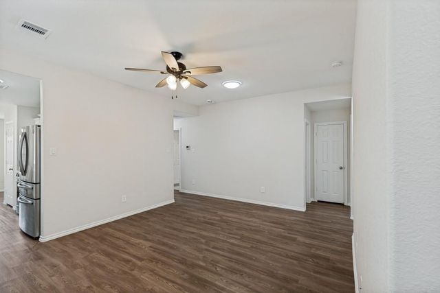 1235 Blue Hazel Court, Pinehurst, TX 77362