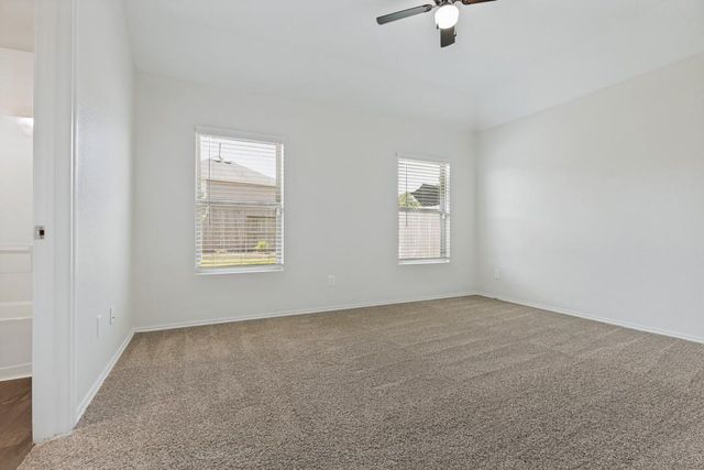 1235 Blue Hazel Court, Pinehurst, TX 77362