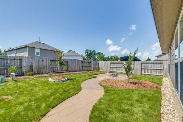 1235 Blue Hazel Court, Pinehurst, TX 77362