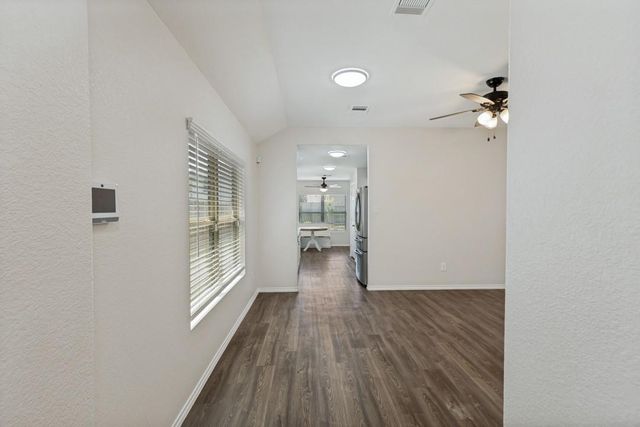 1235 Blue Hazel Court, Pinehurst, TX 77362