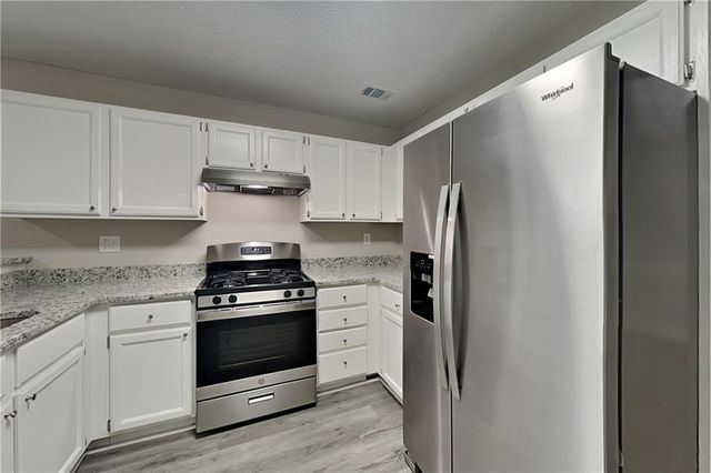 1621 Omie Way, Lawrenceville, GA 30043