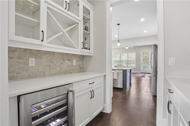 895 Samples Lane NW, Atlanta, GA 30318