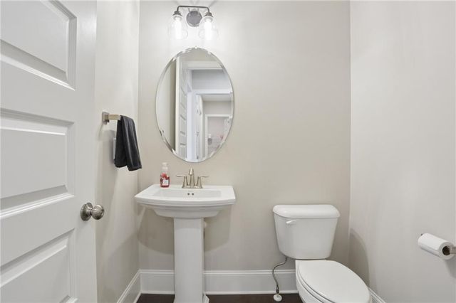 895 Samples Lane NW, Atlanta, GA 30318