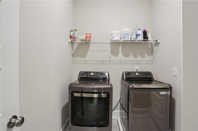 895 Samples Lane NW, Atlanta, GA 30318