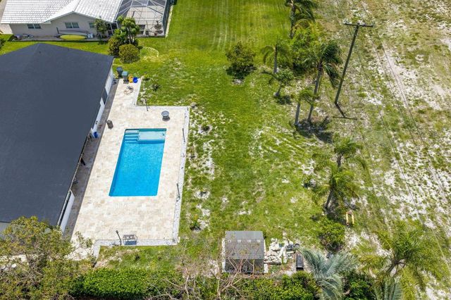 6031 NW 4th Avenue, Boca Raton, FL 33487