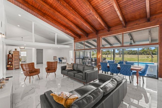 6031 NW 4th Avenue, Boca Raton, FL 33487