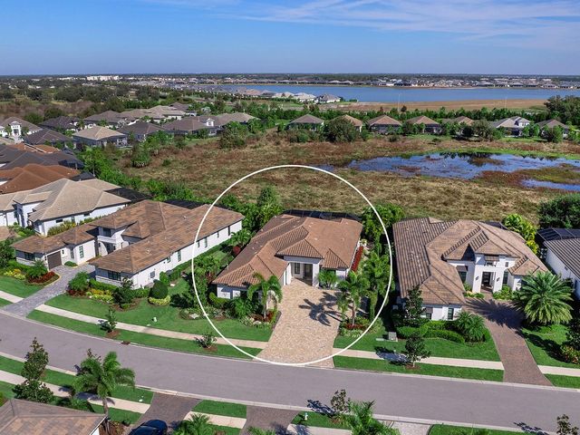 724 CROSSWIND AVENUE, Sarasota, FL 34240