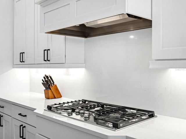 724 CROSSWIND AVENUE, Sarasota, FL 34240