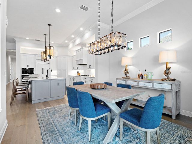 724 CROSSWIND AVENUE, Sarasota, FL 34240