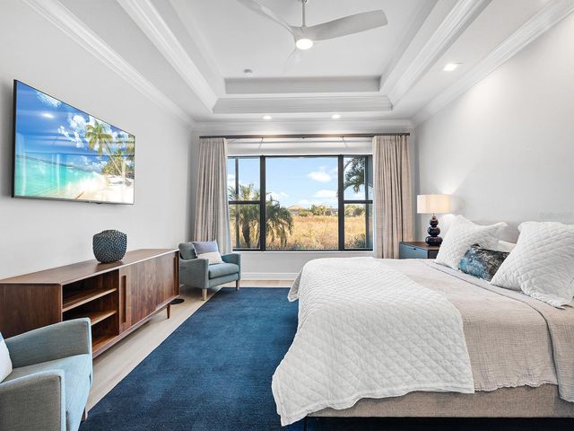 724 CROSSWIND AVENUE, Sarasota, FL 34240