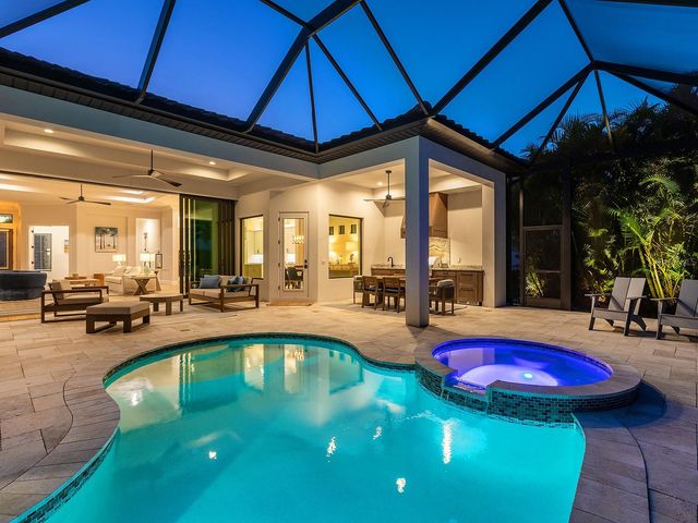 724 CROSSWIND AVENUE, Sarasota, FL 34240