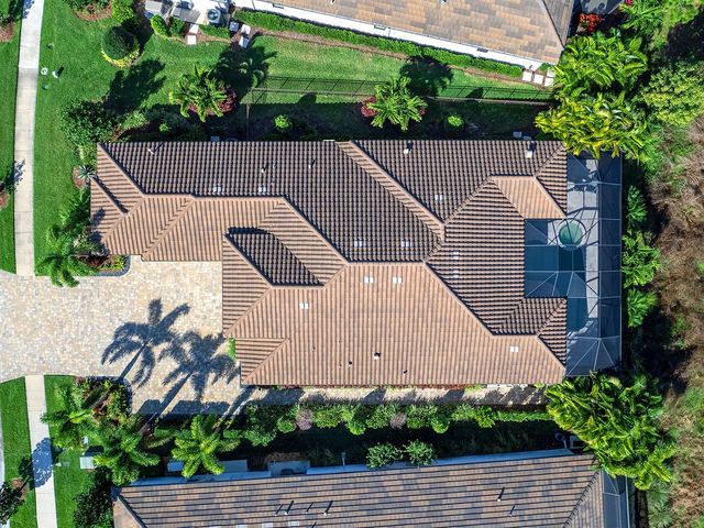 724 CROSSWIND AVENUE, Sarasota, FL 34240