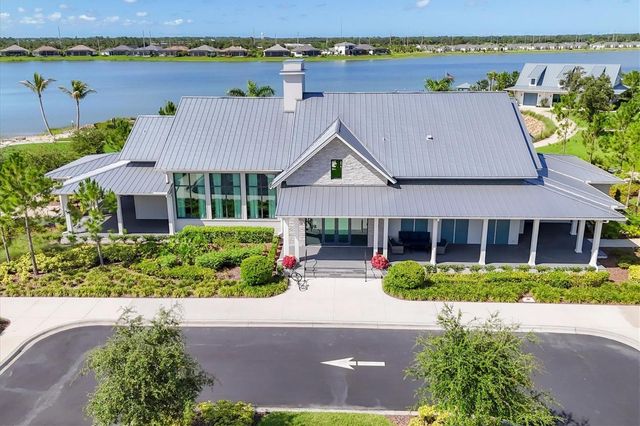 724 CROSSWIND AVENUE, Sarasota, FL 34240