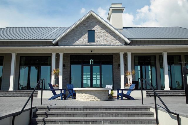 724 CROSSWIND AVENUE, Sarasota, FL 34240