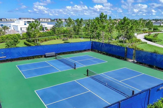 724 CROSSWIND AVENUE, Sarasota, FL 34240