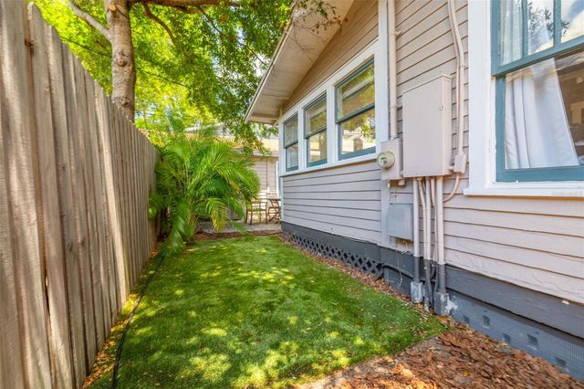 533 8TH AVENUE N, St Petersburg, FL 33701