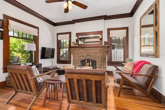 533 8TH AVENUE N, St Petersburg, FL 33701