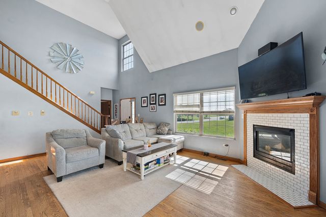 370 Sunset Boulevard, Beecher, IL 60401