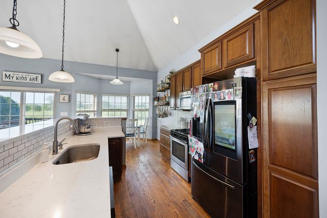 370 Sunset Boulevard, Beecher, IL 60401