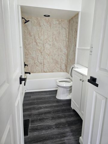 2536 Orchard Lane, Flint, MI 48504