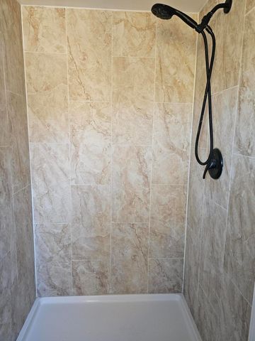 2536 Orchard Lane, Flint, MI 48504