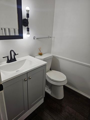 2536 Orchard Lane, Flint, MI 48504