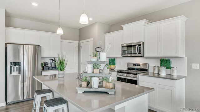 840 N Clubview Street, Watkins, CO 80137