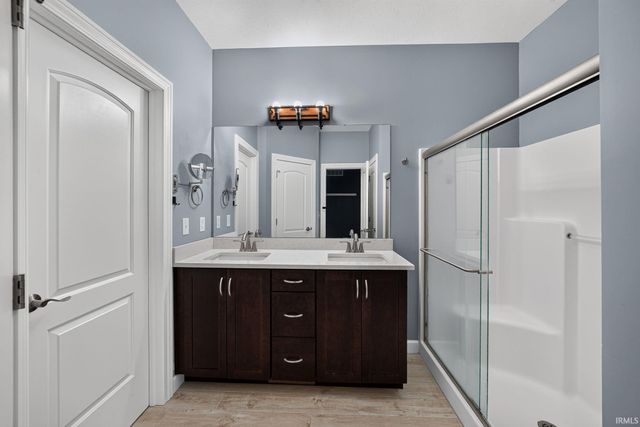 1527 Cedar Springs Court, Mishawaka, IN 46545