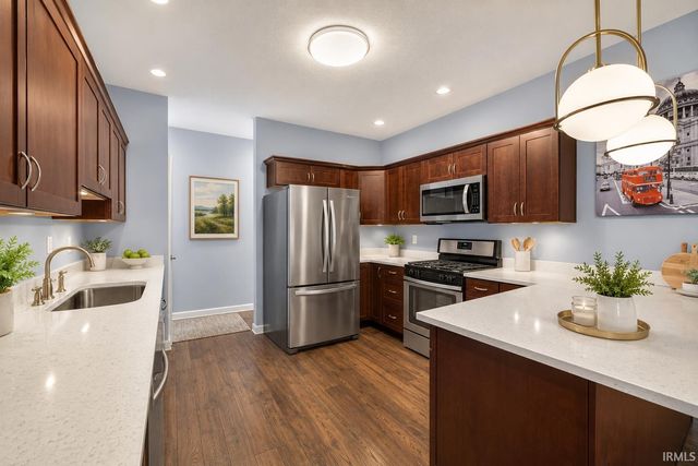 1527 Cedar Springs Court, Mishawaka, IN 46545