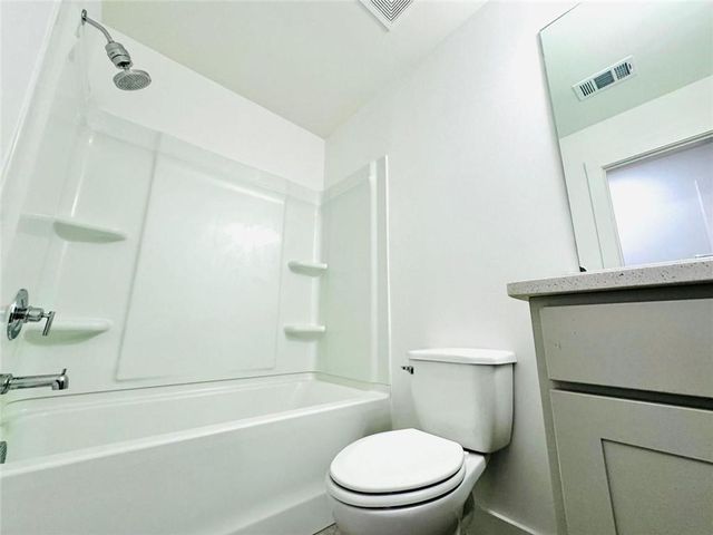 124 Auburn Run Lane, Auburn, GA 30011