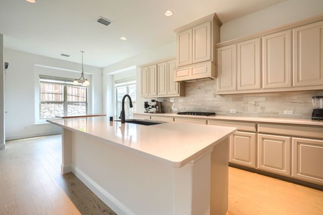 3500 Helios Lane, Corinth, TX 76208