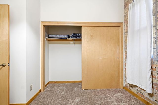 521 S 9th Street 6, Minneapolis, MN 55404