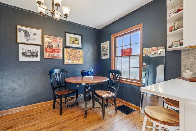 1051 35th Street NE, Cedar Rapids, IA 52402