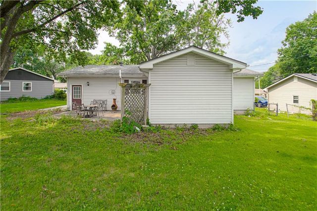 1229 Westboro Circle, Liberty, MO 64068
