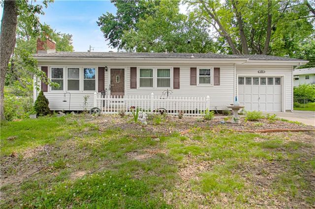 1229 Westboro Circle, Liberty, MO 64068