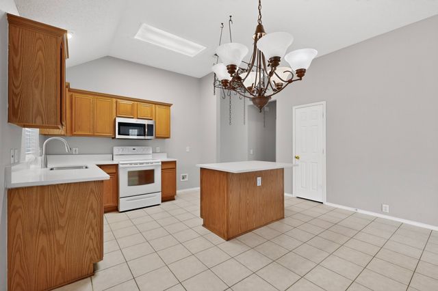 4736 Parkmount Drive, Fort Worth, TX 76137