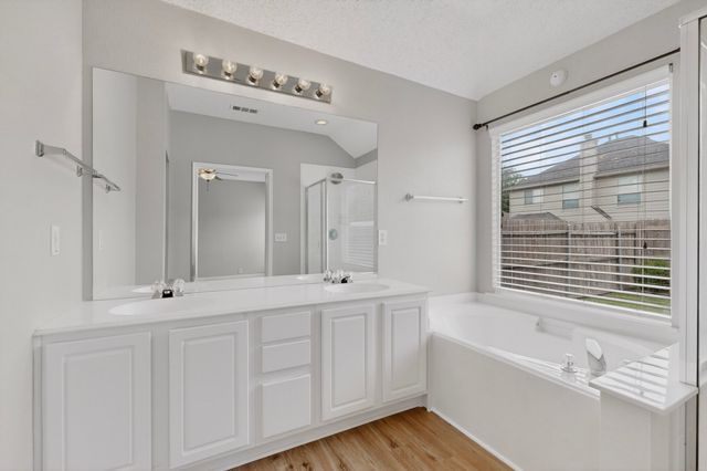 4736 Parkmount Drive, Fort Worth, TX 76137