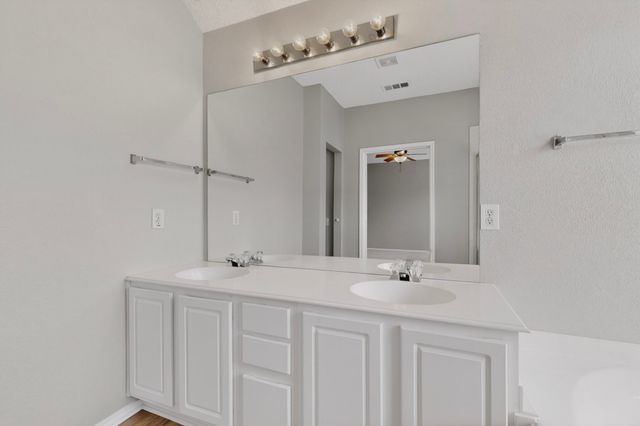 4736 Parkmount Drive, Fort Worth, TX 76137