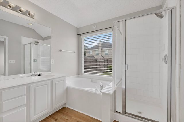 4736 Parkmount Drive, Fort Worth, TX 76137