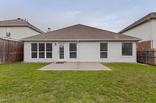 4736 Parkmount Drive, Fort Worth, TX 76137