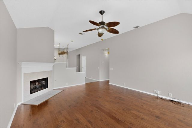 4736 Parkmount Drive, Fort Worth, TX 76137