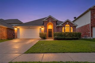 4736 Parkmount Drive, Fort Worth, TX 76137