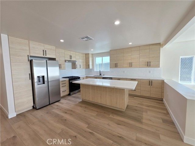 17103 Kingsbury, Granada Hills (los Angeles), CA 91344