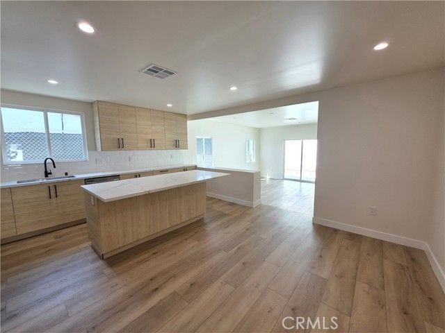 17103 Kingsbury, Granada Hills (los Angeles), CA 91344