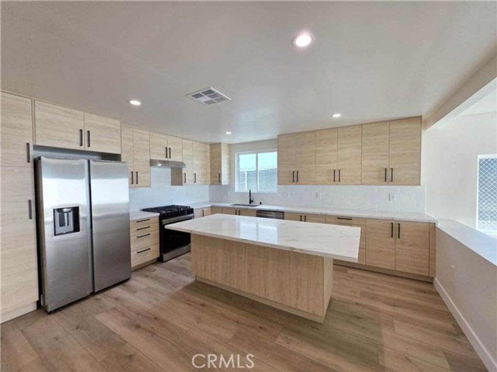 17103 Kingsbury, Granada Hills (los Angeles), CA 91344